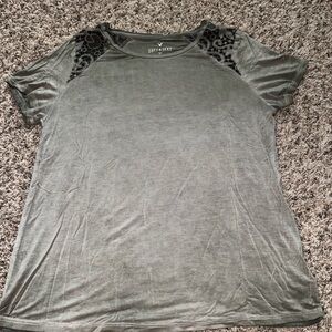 Green American Eagle T-Shirt with Lace Detailing